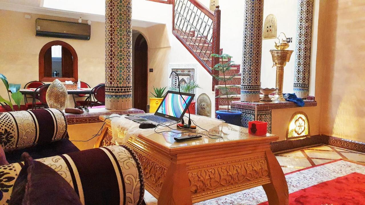 Charmant Riad Au Coeur De Marrakech Marrakesh Exterior foto