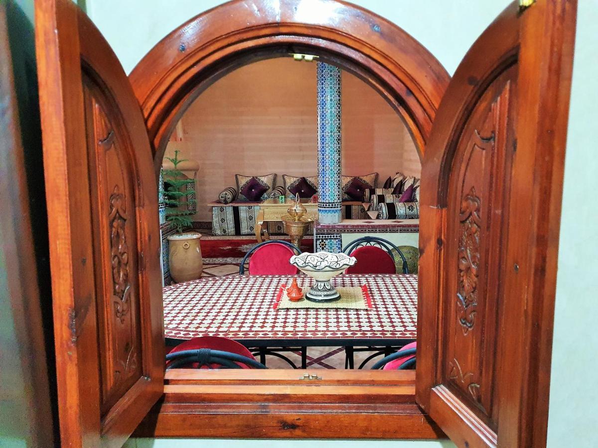 Charmant Riad Au Coeur De Marrakech Marrakesh Exterior foto